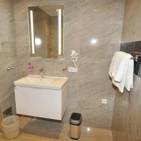 Martina Hotel 3*