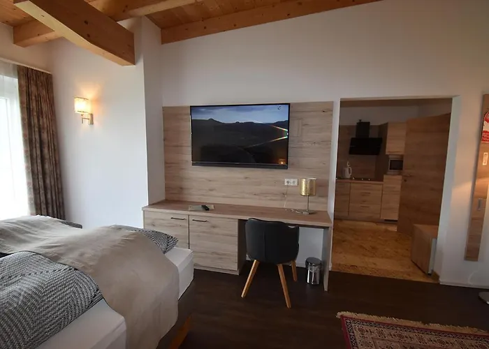 Martina 3* تيلفس